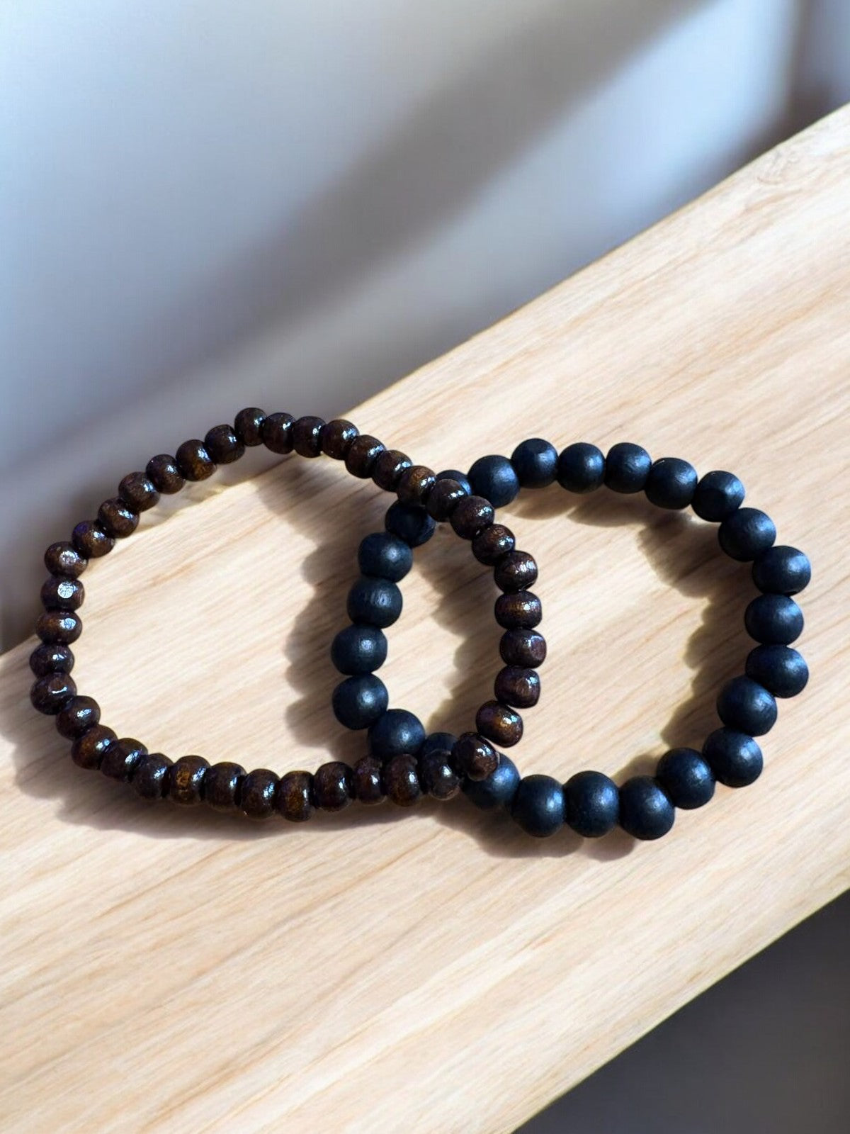 π Earth Element Armbandenset β Zwart & Bruin Hout | Minimalistisch & Natuurlijk