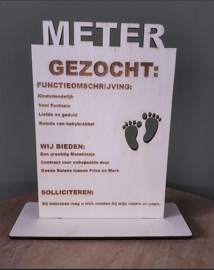 👣 Product 3: “Gezocht: Meter / Peter” houten bord