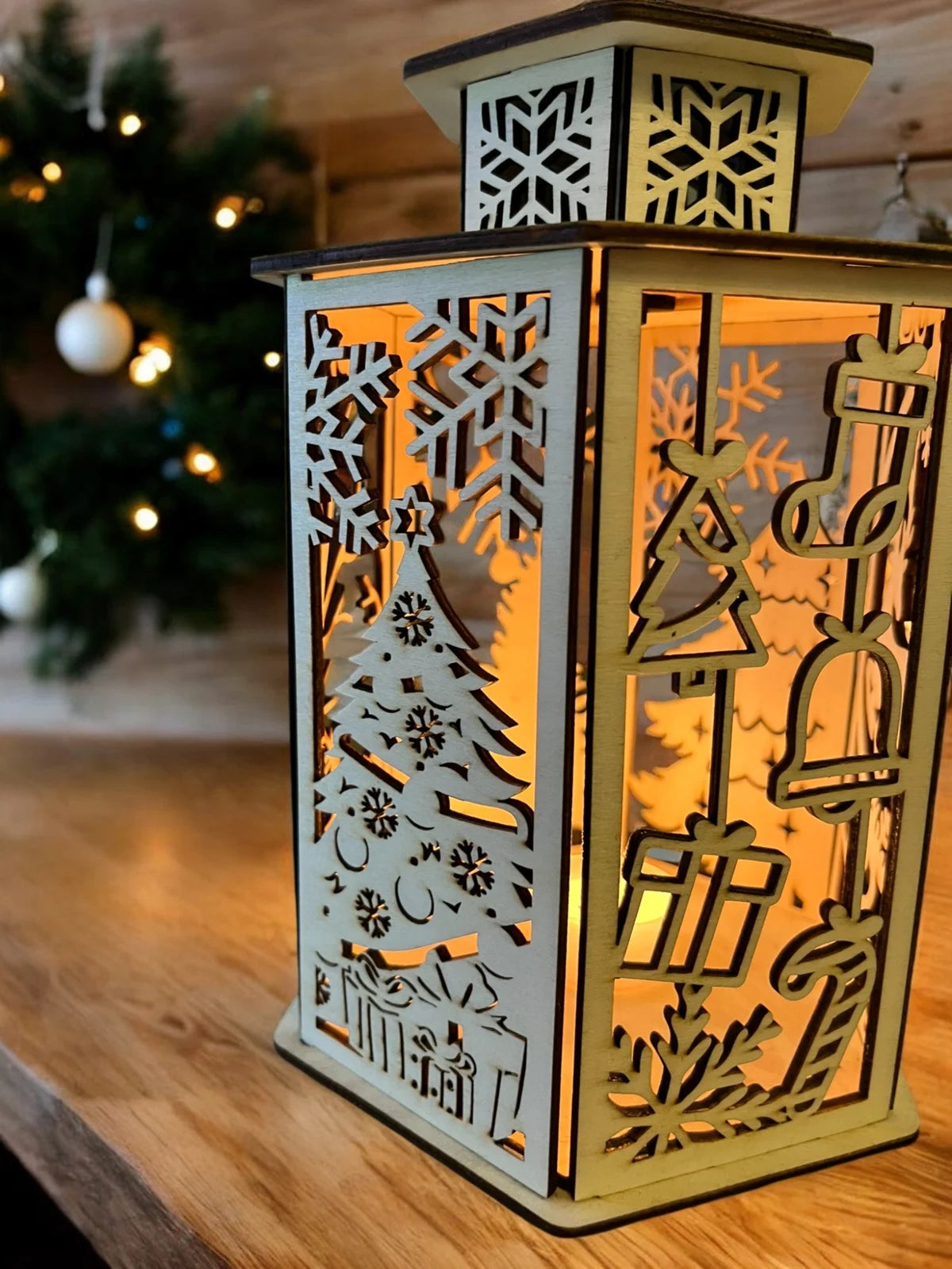 🕯️ Houten Kerstlantaarn met Sfeerverlichting ✨