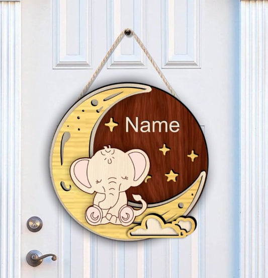 Gepersonaliseerd Houten Naambordje – Olifant op Maan