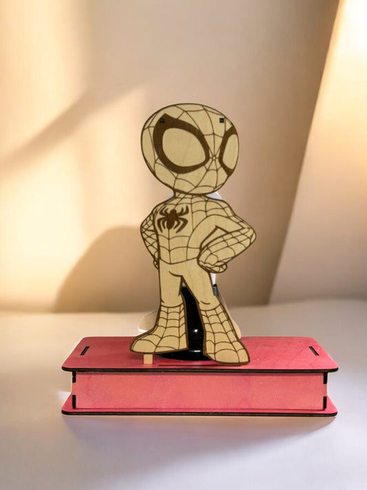🕷️ Spider Hero Decoratiefiguur – Stoere Blikvanger voor Jong & Oud 🕷️