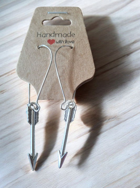 🏹 Arrow Drop Oorringen – Voor de stijlvolle scherpschutter ✨