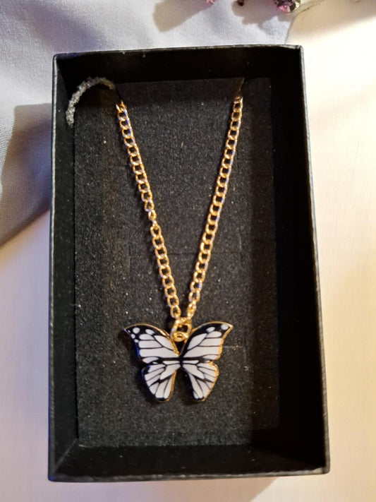 🦋 Elegante Vlinderketting – Voor kleine sterren die willen stralen!