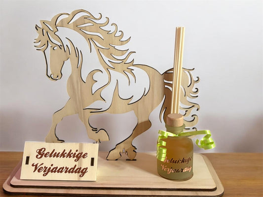 🎉🐴 Verjaardagcadeau met een galopperende verrassing! 🎁🌿