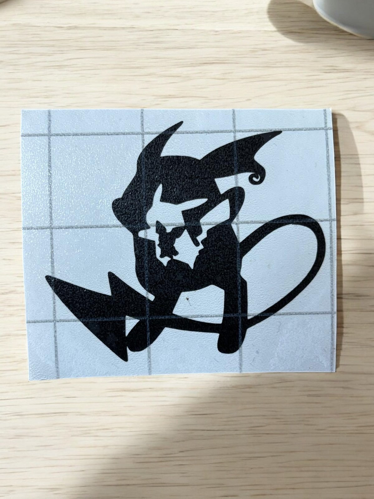 ⚡ Schaduw-Raichu Sticker – Elektrisch en elegant!