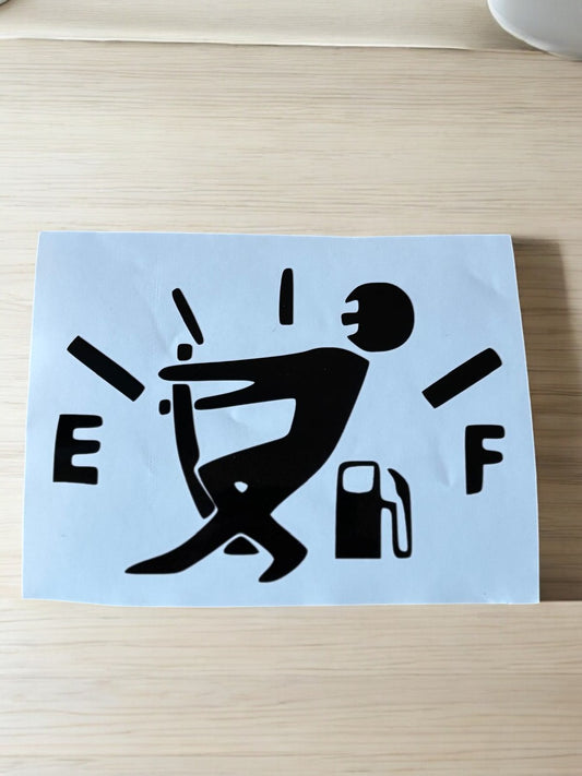 Grappige Brandstofmeter Sticker – “Almost Empty” Edition ⛽😂
